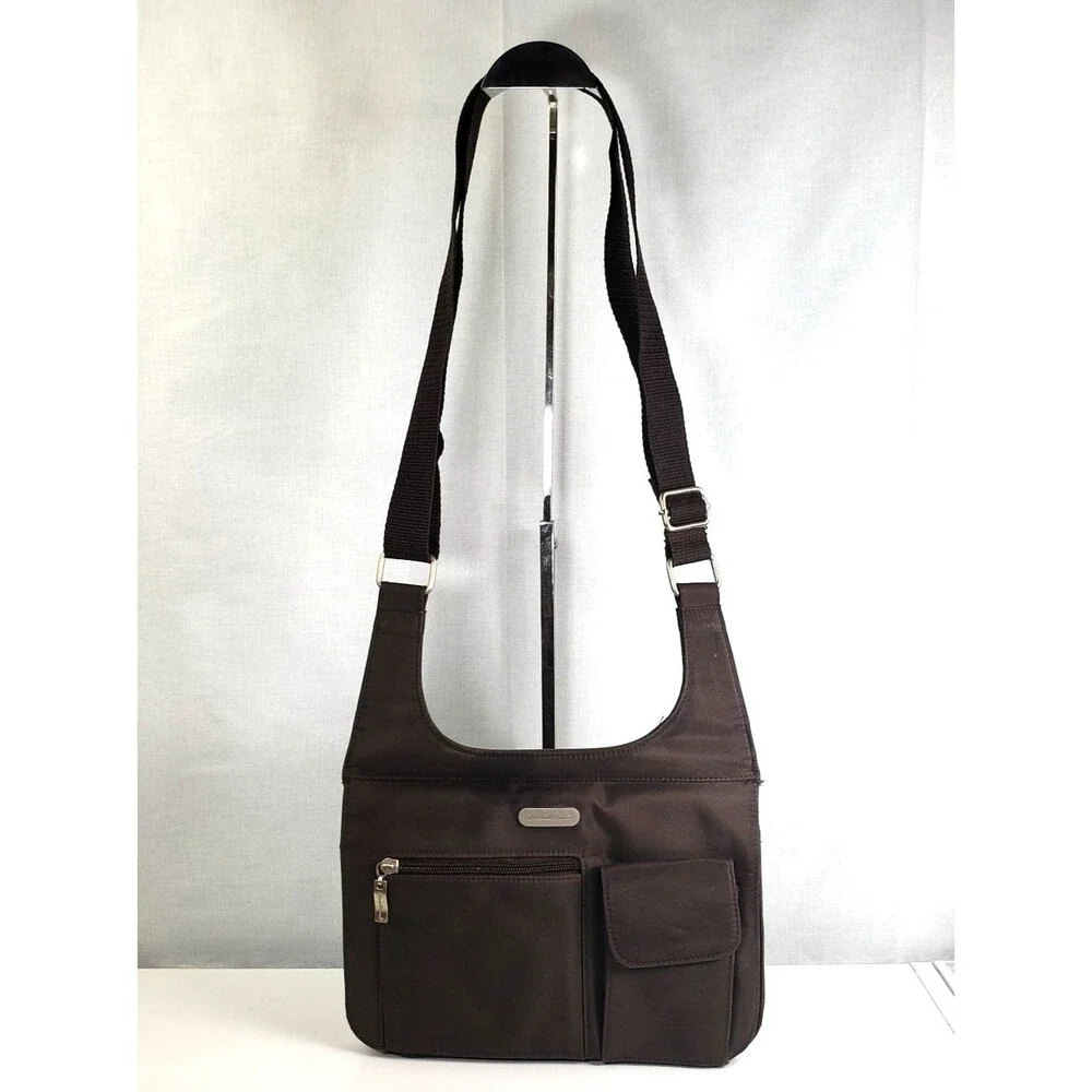 Eddie Bauer Crossbody/Messenger Bag Adjustable Straps Multiple Compartments EUC
